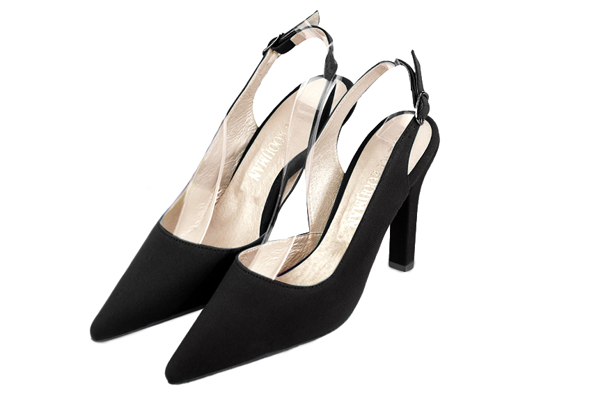French elegance and refinement for these matt black dress slingback shoes, 
                available in many subtle leather and colour combinations. This charming, timeless pump with a back strap will be perfect for any type of occasion.
To be personalized with your materials and colors.  
                Matching clutches for parties, ceremonies and weddings.   
                You can customize these shoes to perfectly match your tastes or needs, and have a unique model.  
                Choice of leathers, colours, knots and heels. 
                Wide range of materials and shades carefully chosen.  
                Rich collection of flat, low, mid and high heels.  
                Small and large shoe sizes
